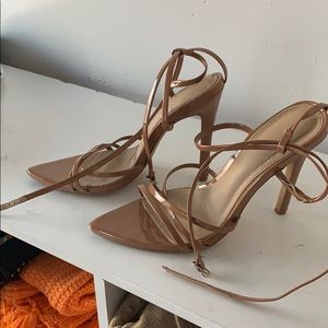 EGO strap shoes (Nude)
